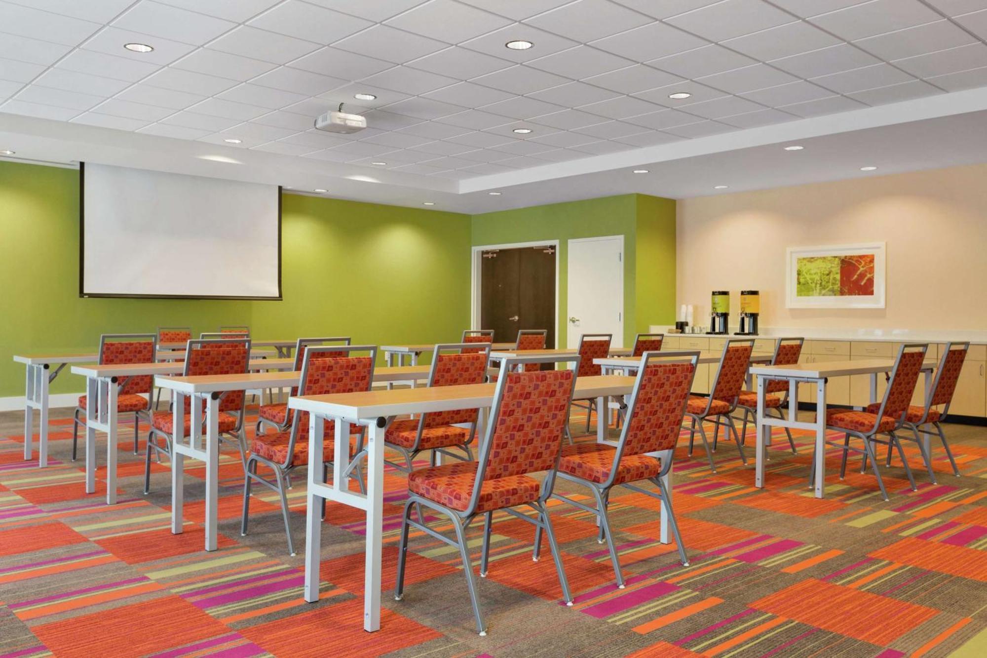 Home2 Suites By Hilton Cartersville Exterior photo